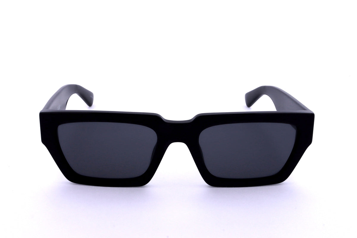 BLACK variant main image